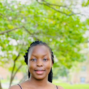 Meet your Posher, Cecy